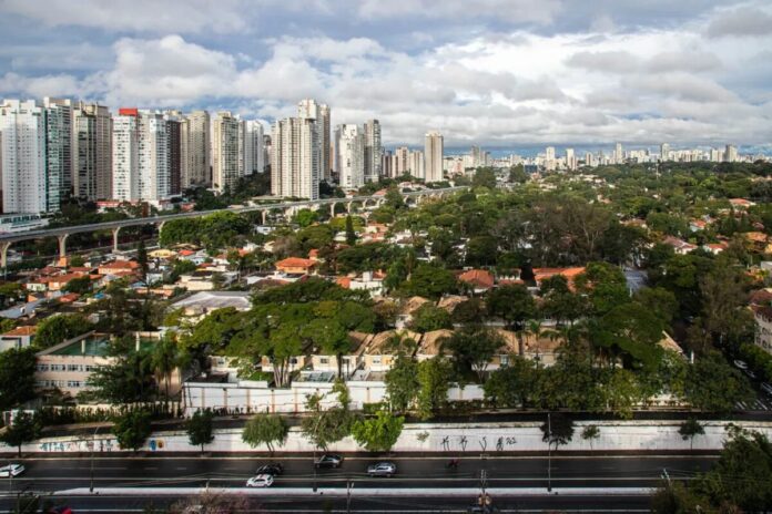 Quanto custa financiar a casa própria em setembro? Compare juros cobrados pelos bancos