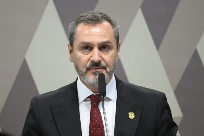 Queda de diretor-geral da PF amplia pressão e STF busca saída para crise