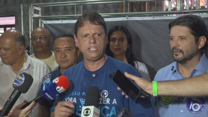 Tarcísio chama proibição das bets de 'oportunismo eleitoral' e diz que governo só agiu 'faltando nove dias para a eleição'