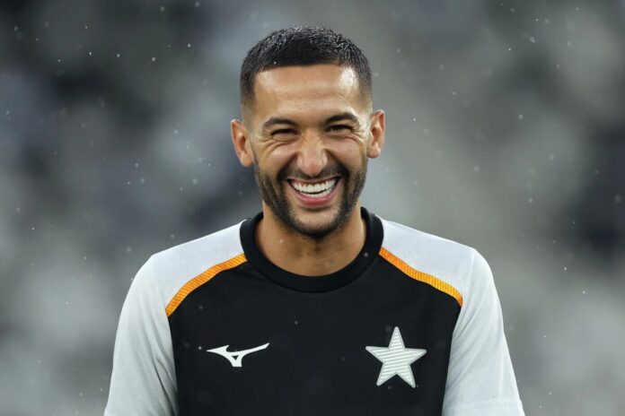 Ziyech é regularizado no BID e pode fazer estreia pelo Botafogo